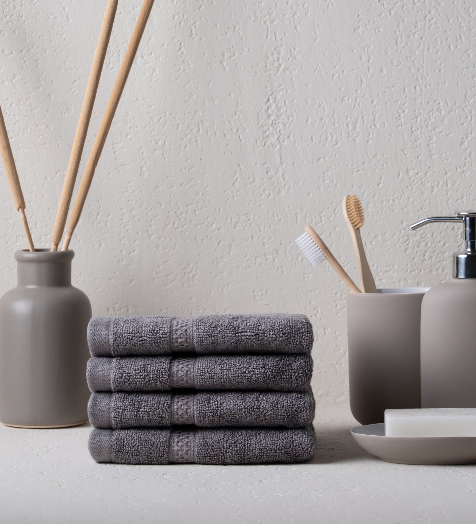 Smoke Grey Bamboo and Cotton Solid 600 GSM Face Towels Pack of 4