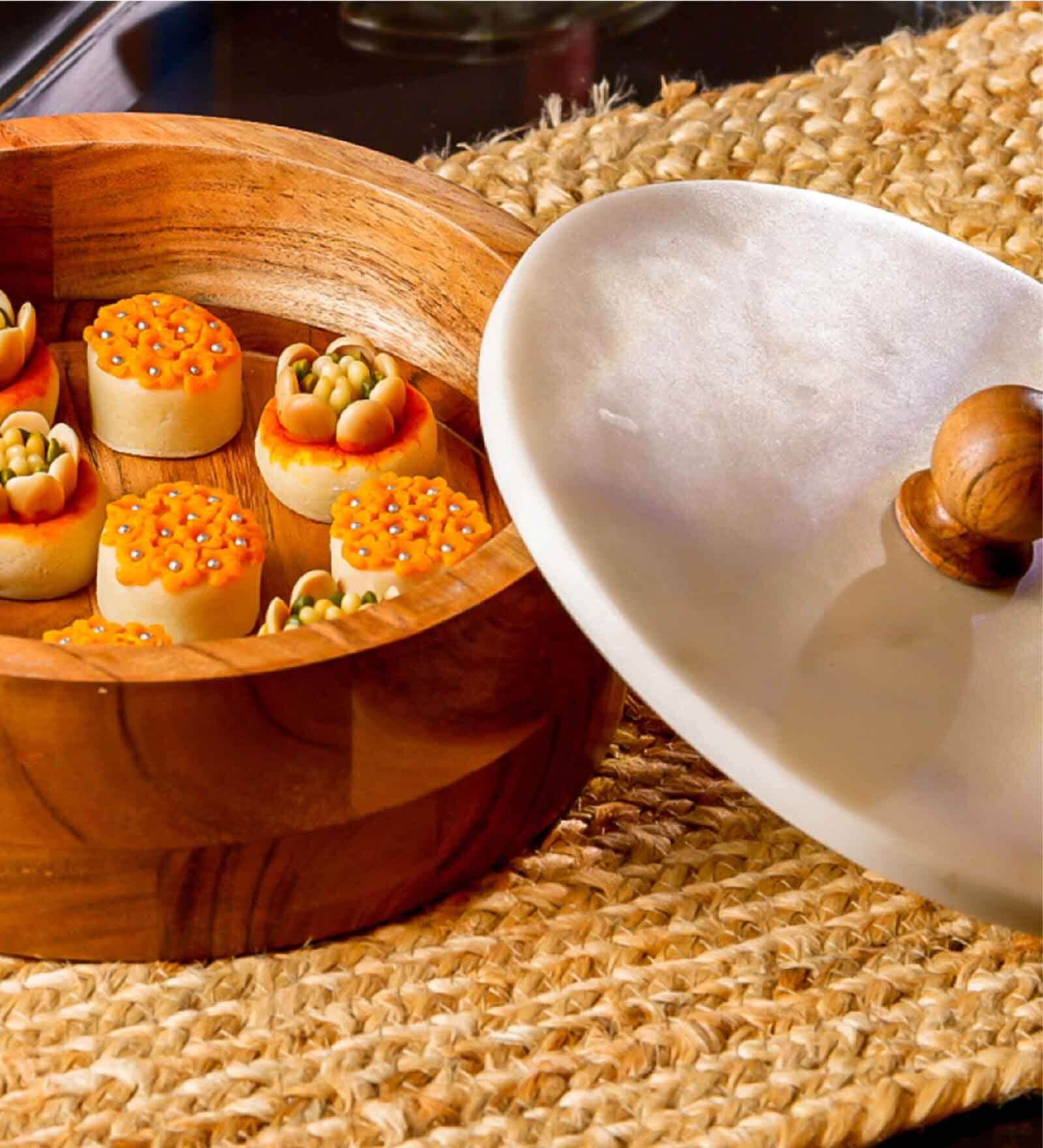 Snow Forest 1000ml Brown & White Wood & Marble Storage Jar