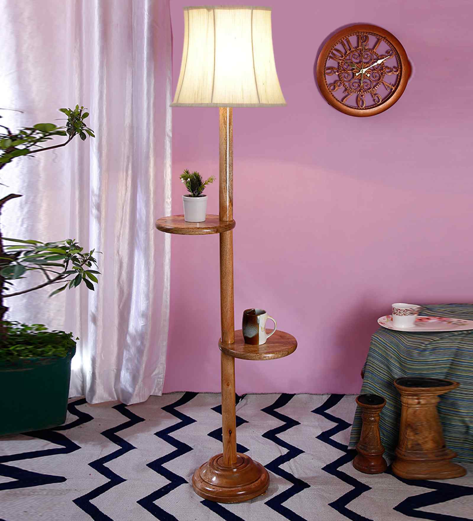Soft Back Cotton Off White Wooden Floor Lamp