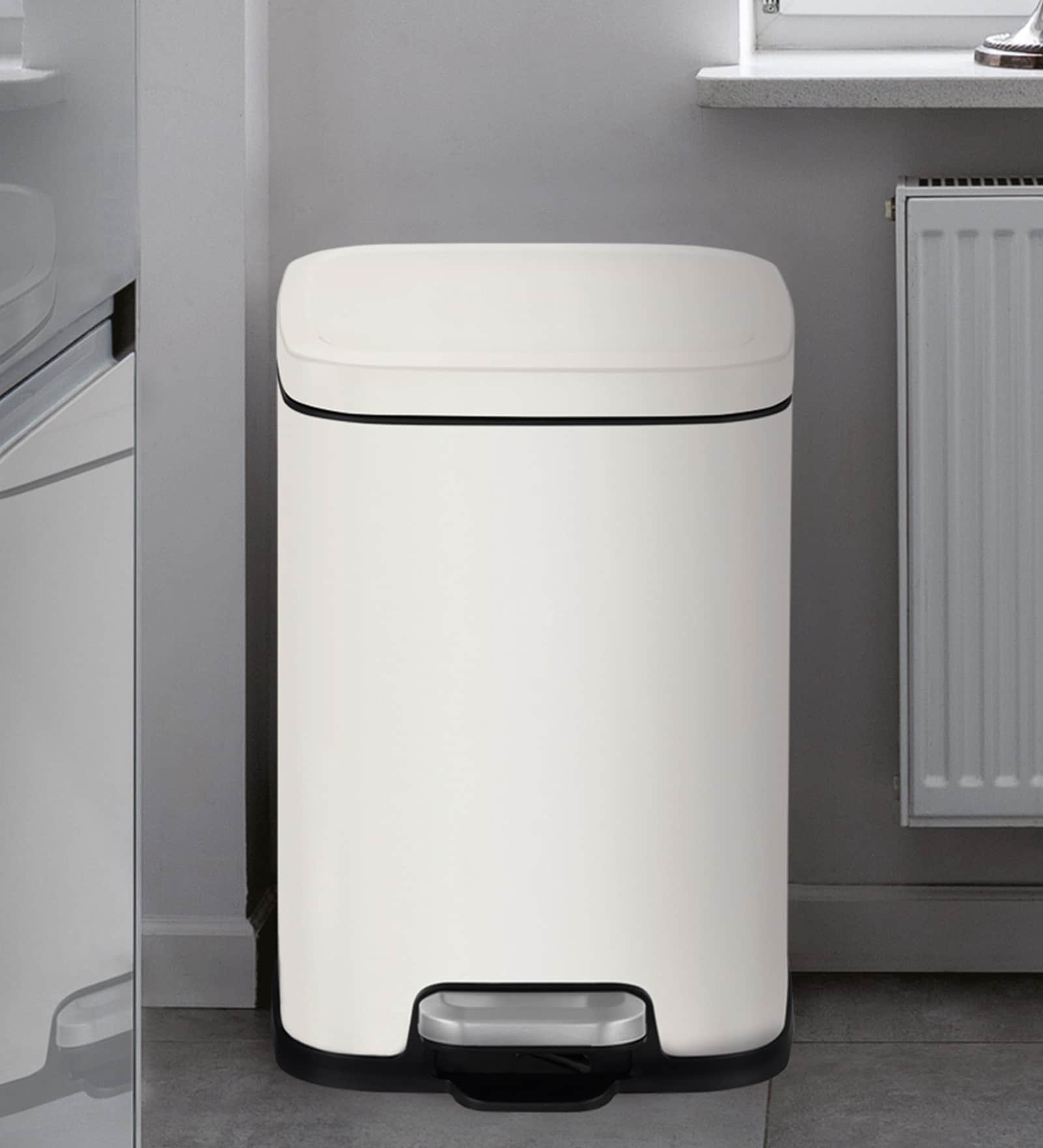 White Soft-Close Bathroom Trash Can 6L Stainless Steel Pedal Bin with Lid & Liner