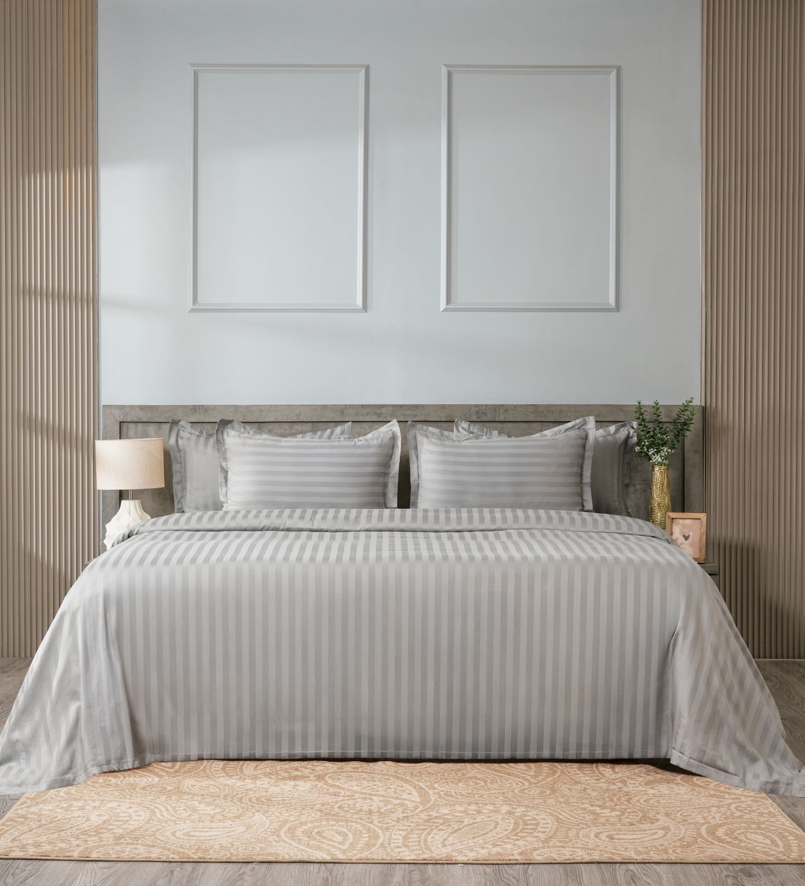 Grey 300TC 100% Cotton Stripe Flat Super King Bedsheet with 2 Pillow Covers