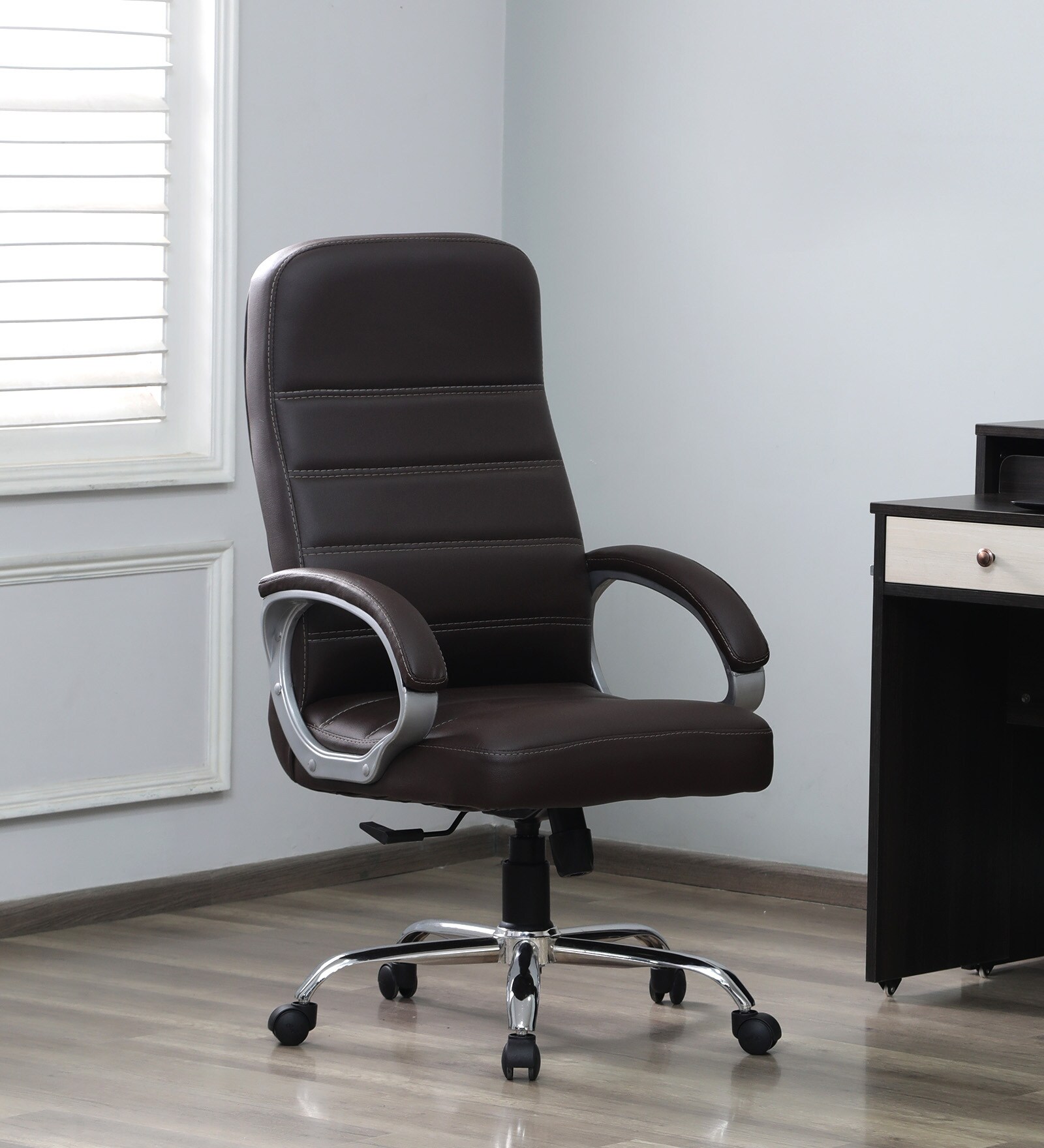 Buy Sorrento Leatherette Executive Chair In Brown Colour At 47% Off By 