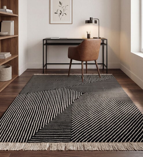Soft Maze Rug 5X8 ft| Ebony & White Carpet Dhurrie