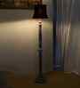 Soft Back Cotton Black Wooden Floor Lamp
