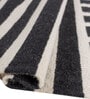 Soft Maze Rug 5X8 ft| Ebony & White Carpet Dhurrie