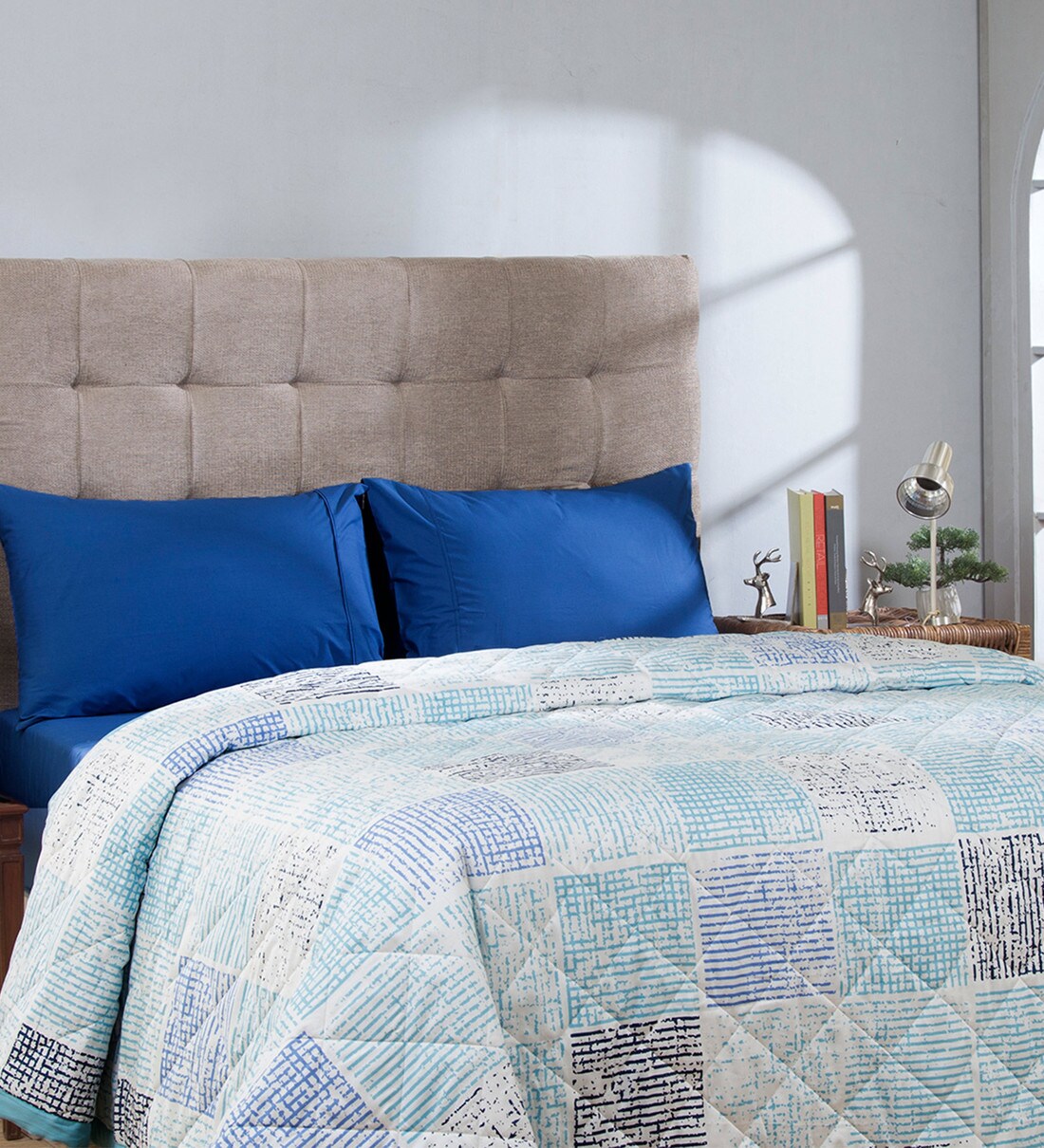 Buy Splendor 100 GSM Cotton Fill Double Bed AC Quilt by Maspar at 100