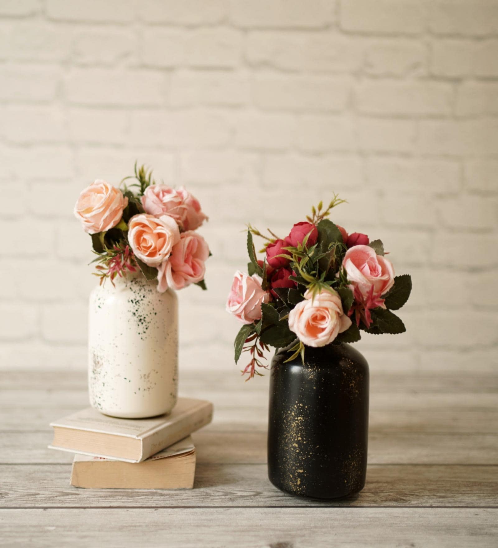 Spacio Multicolour Iron (Pack of 2) Vases