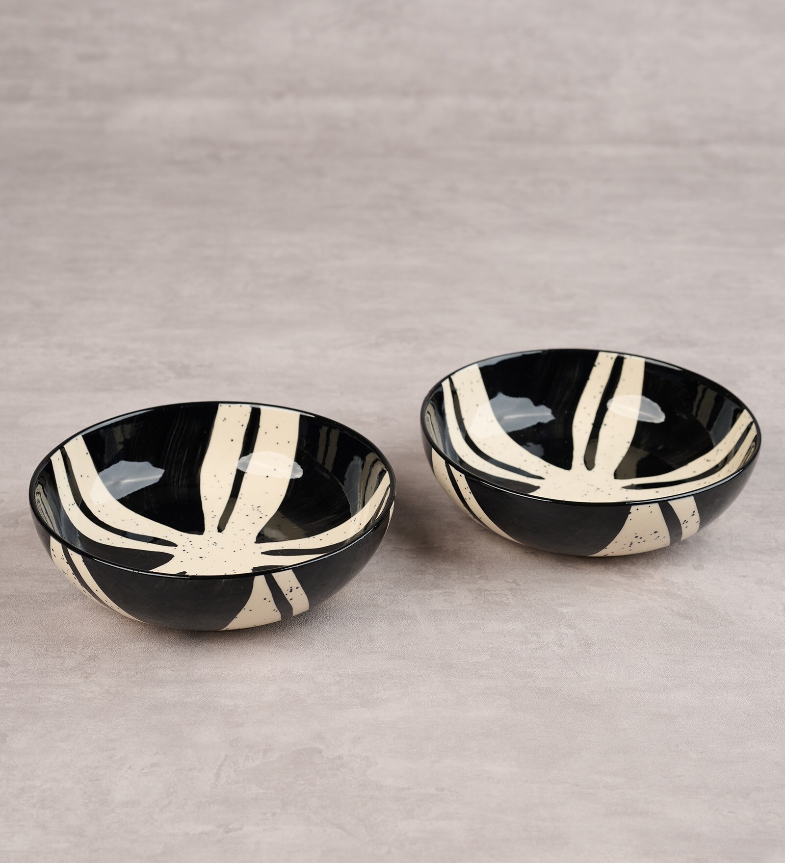 (Set Of 2) Splash Stoneware Snack Bowl (Black & White)