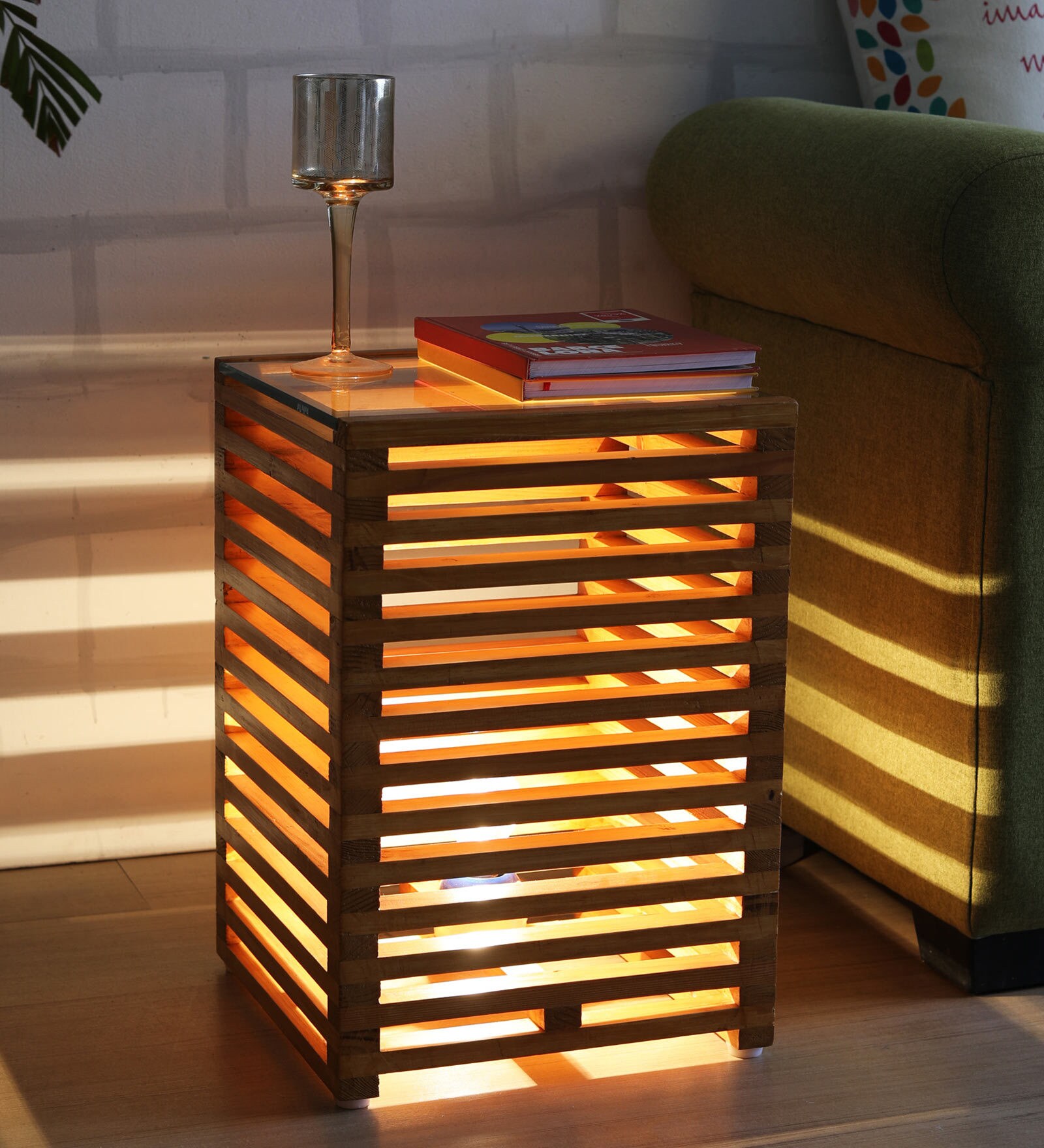 Stacked Nighstand Pine Wood Table Lamp With Brown Base