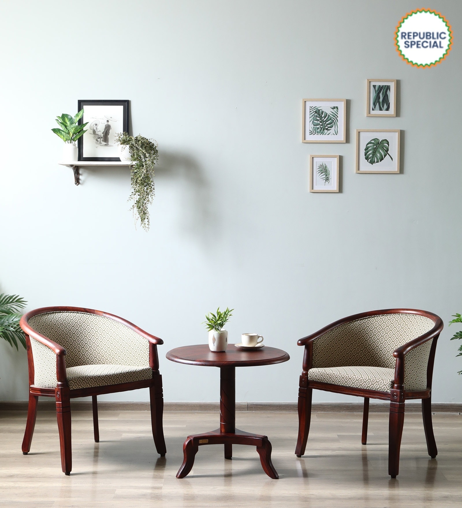 Stalley Sheesham Wood Coffee Table Set in Scratch Resistant Honey Oak Finish With 2 Chairs