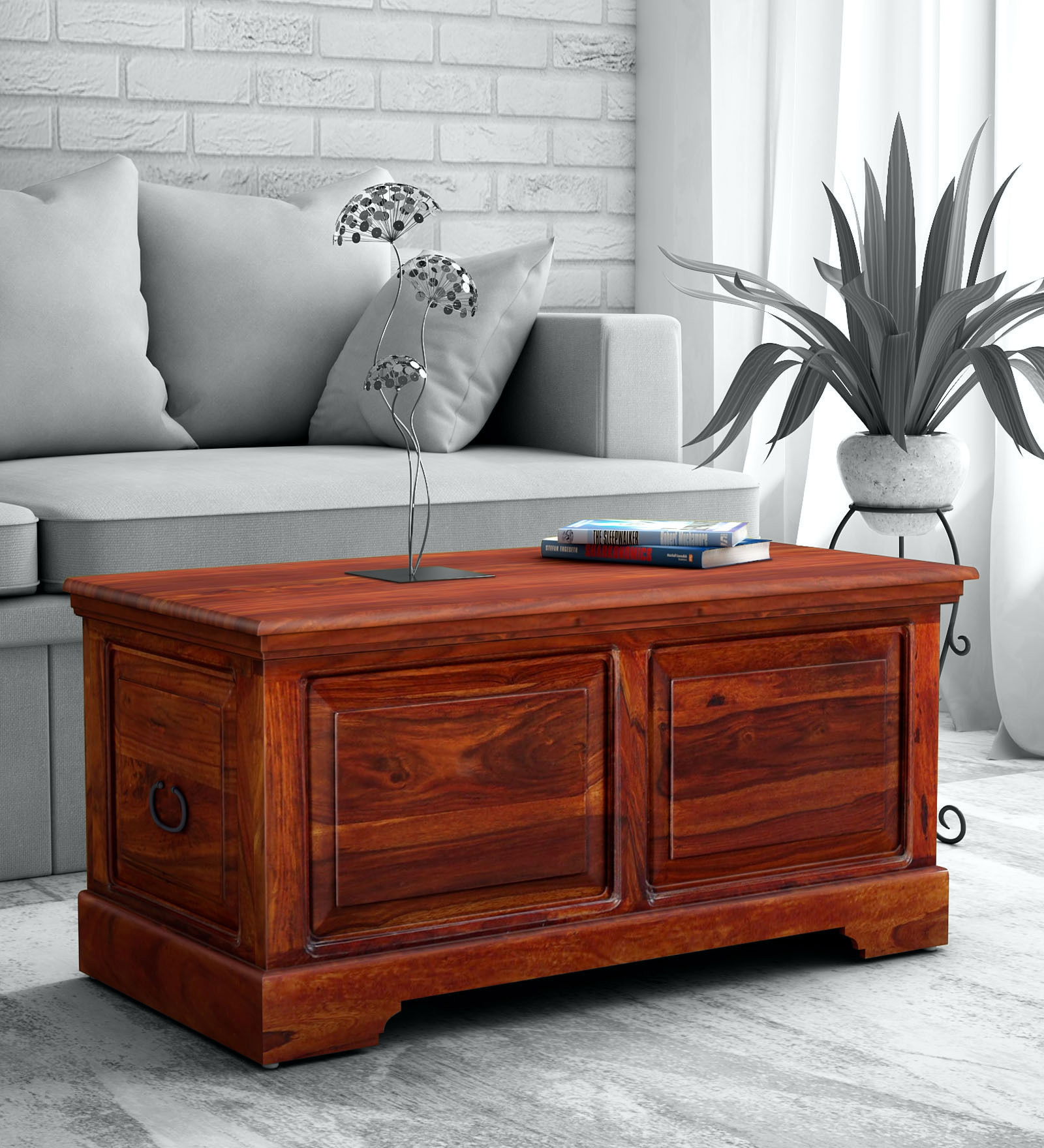 Stanfield Sheesham Wood Trunk in Honey Oak Finish