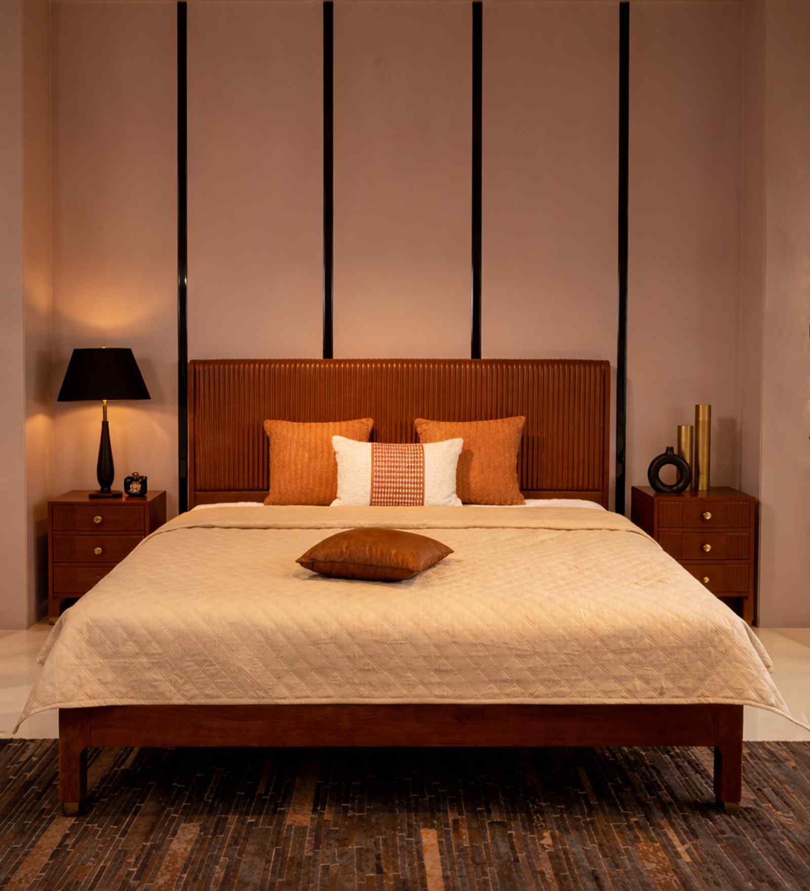 Stanford Leather King Size Bed In Cognac Finish