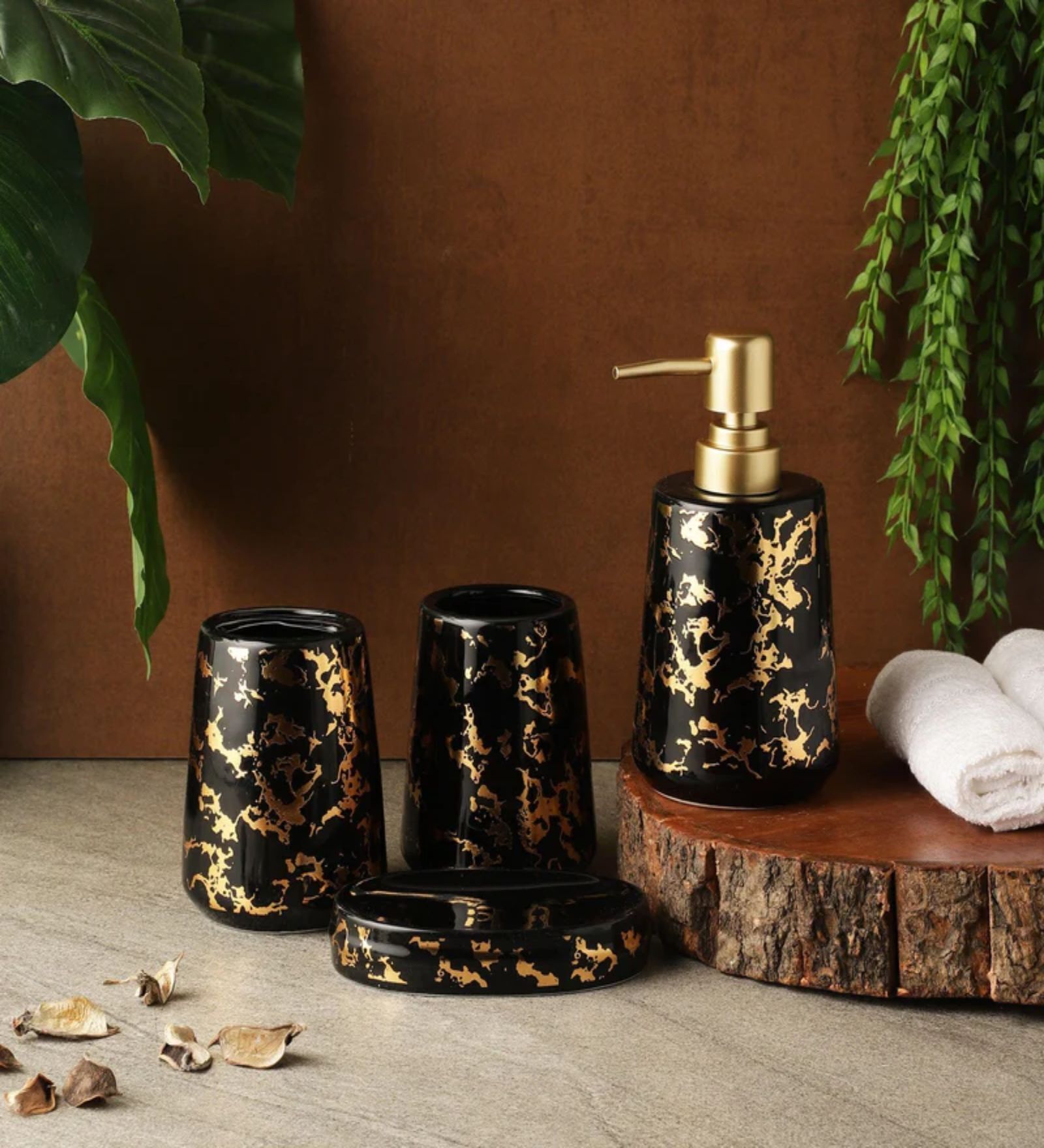 Star Grey & Gold Ceramic (Set of 4) Bath Set