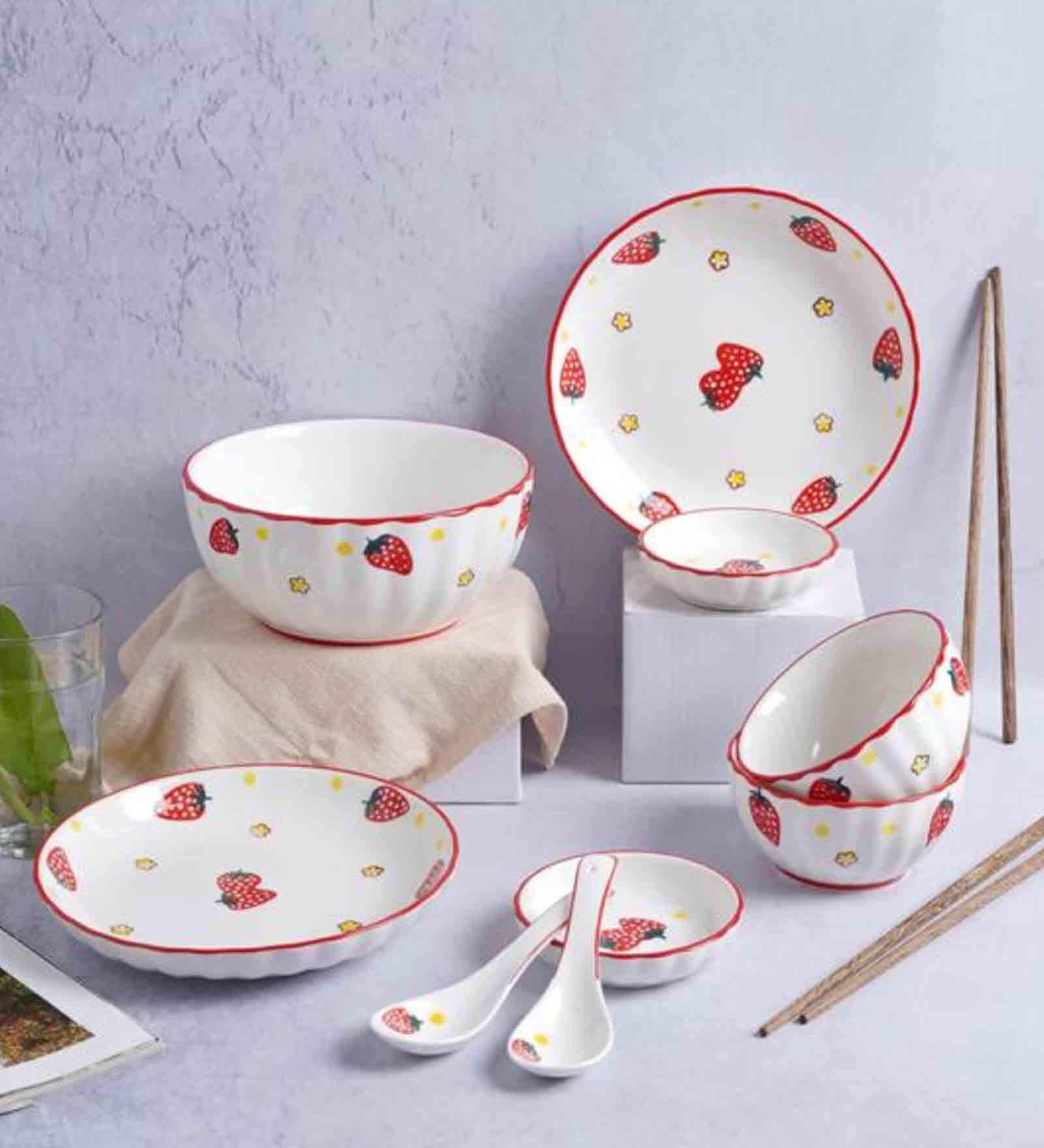 Strawberry 11 Piece Ceramic Dinner Set