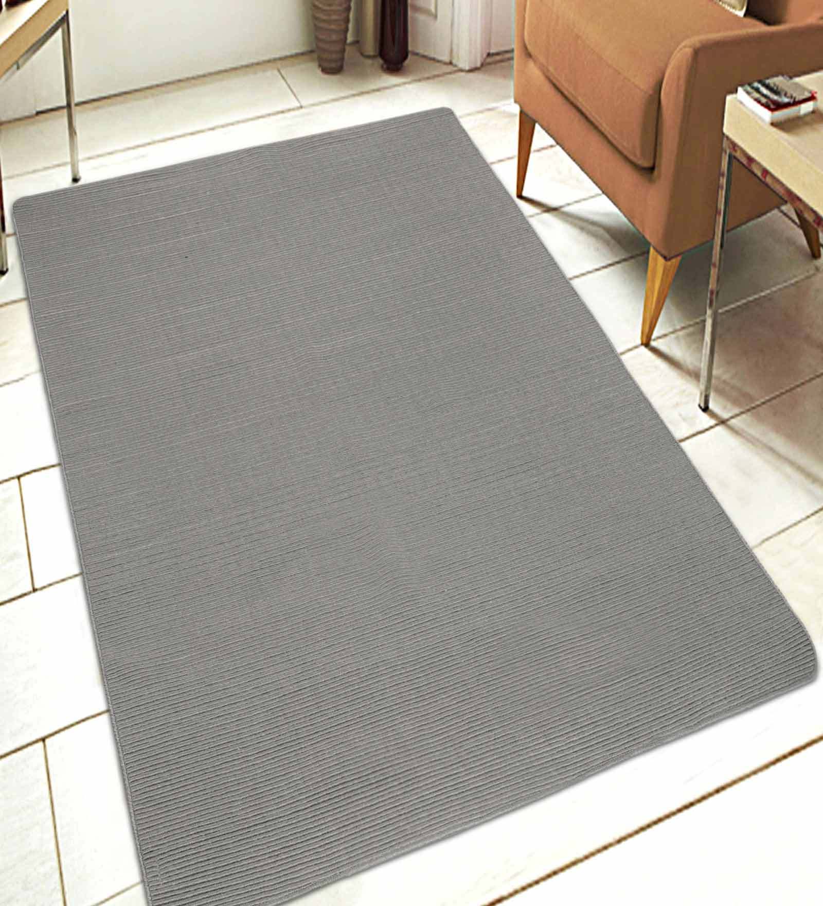 Grey Polyester Plain Solids 5 x 7 Feet Machine Made Carpet