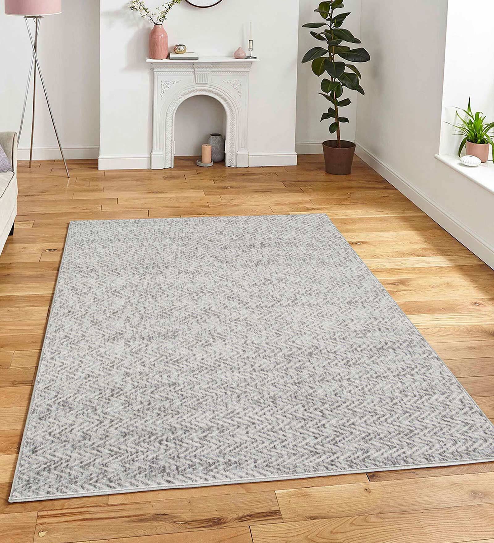 Striped Pattern Polypropylene 5 x 2 Feet Machine Made Runners