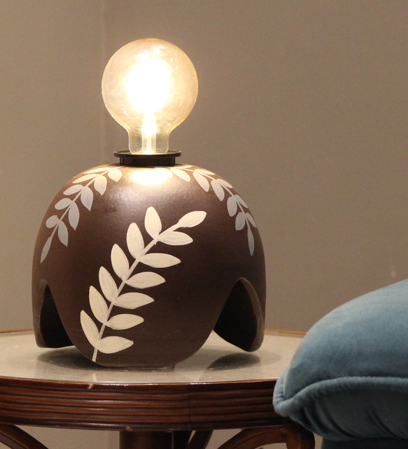 Stylish Bulb Brown Designer Clay Table Lamp