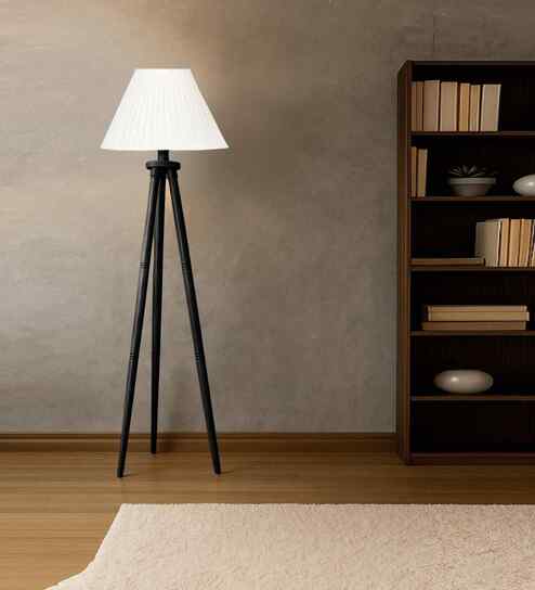 Straight Pleated Soft Back Table Lamp With Wooden Base