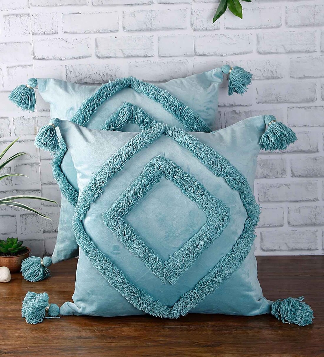 Buy Super Soft Velvet 18 x 18 Inch Cushion Covers (Set of 2) by Eyda at 52 OFF by Eyda Pepperfry