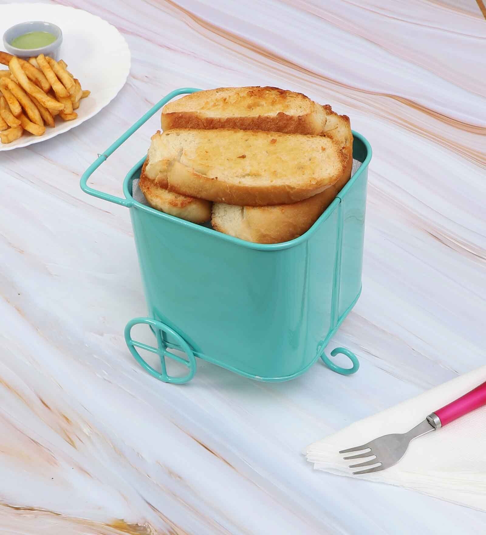 Green Triangle  Snacks Platter With Wheels