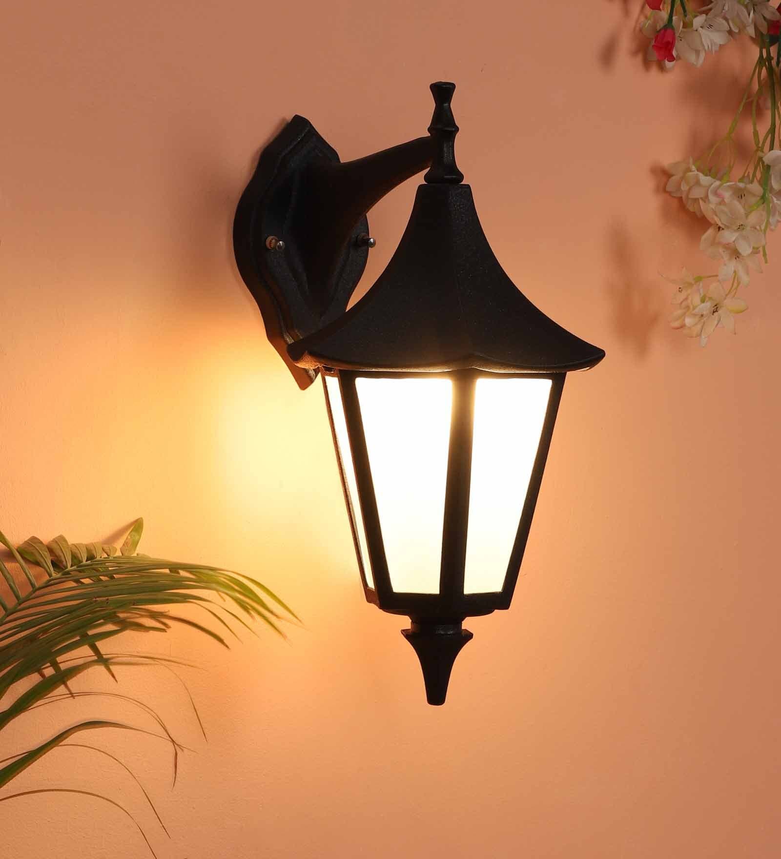 Superscape Outdoor Lighting Exterior Wall Light Traditiol Wl2649