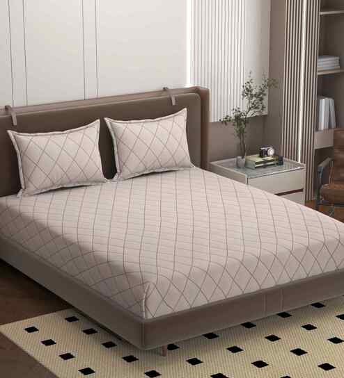 Pink 250 Tc Cotton Fitted Bedsheet With 2 Pillow Covers