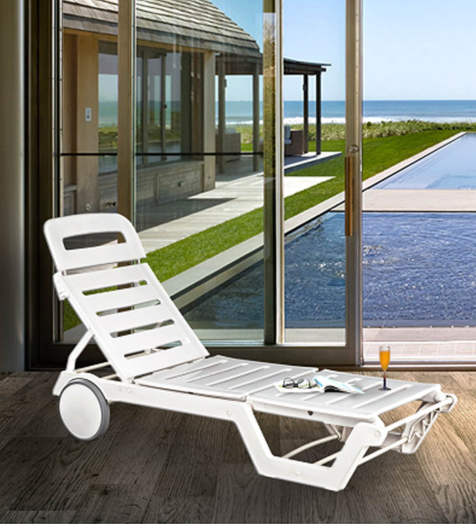 Swing Plastic Lounger in White Finish