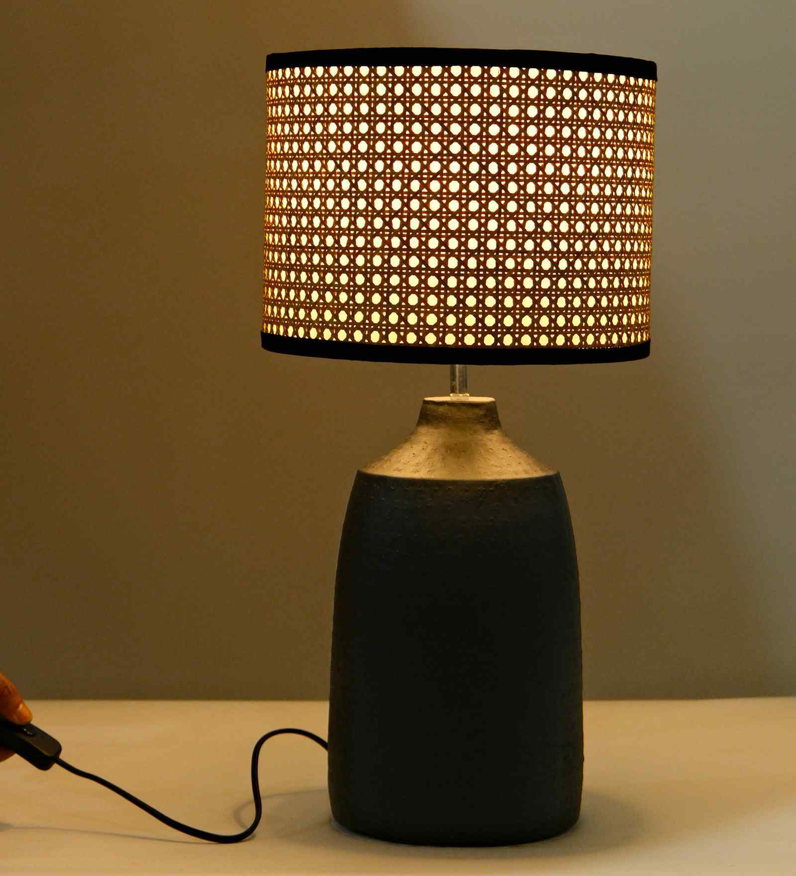 Table Lamps  Black Metal Base With Rattan Fabric Lampshade 21"For Home Decoration