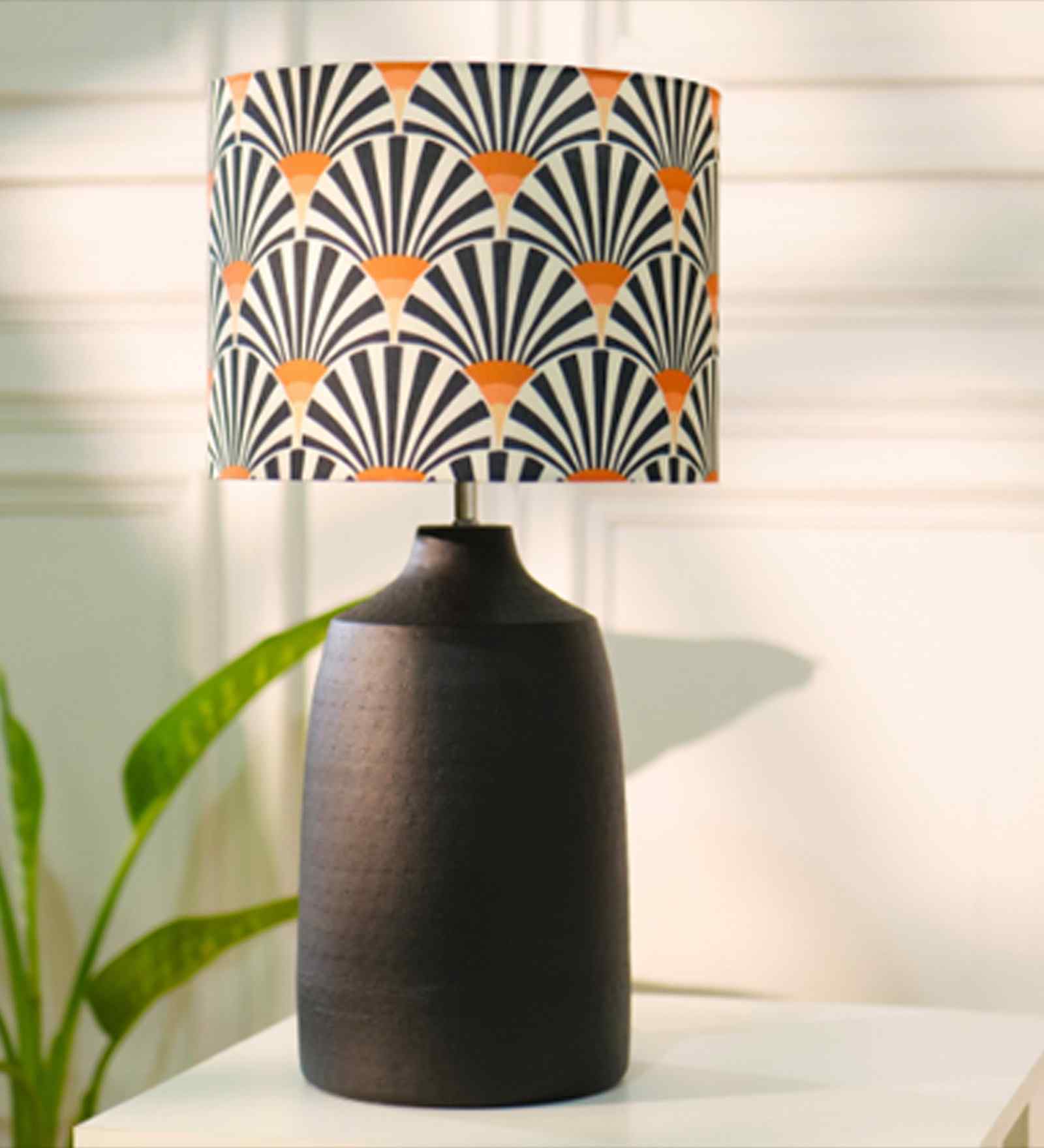 Table Lamps Black Metal Base With Orange Zebra Fabric Lampshade 21" For Home Decoration