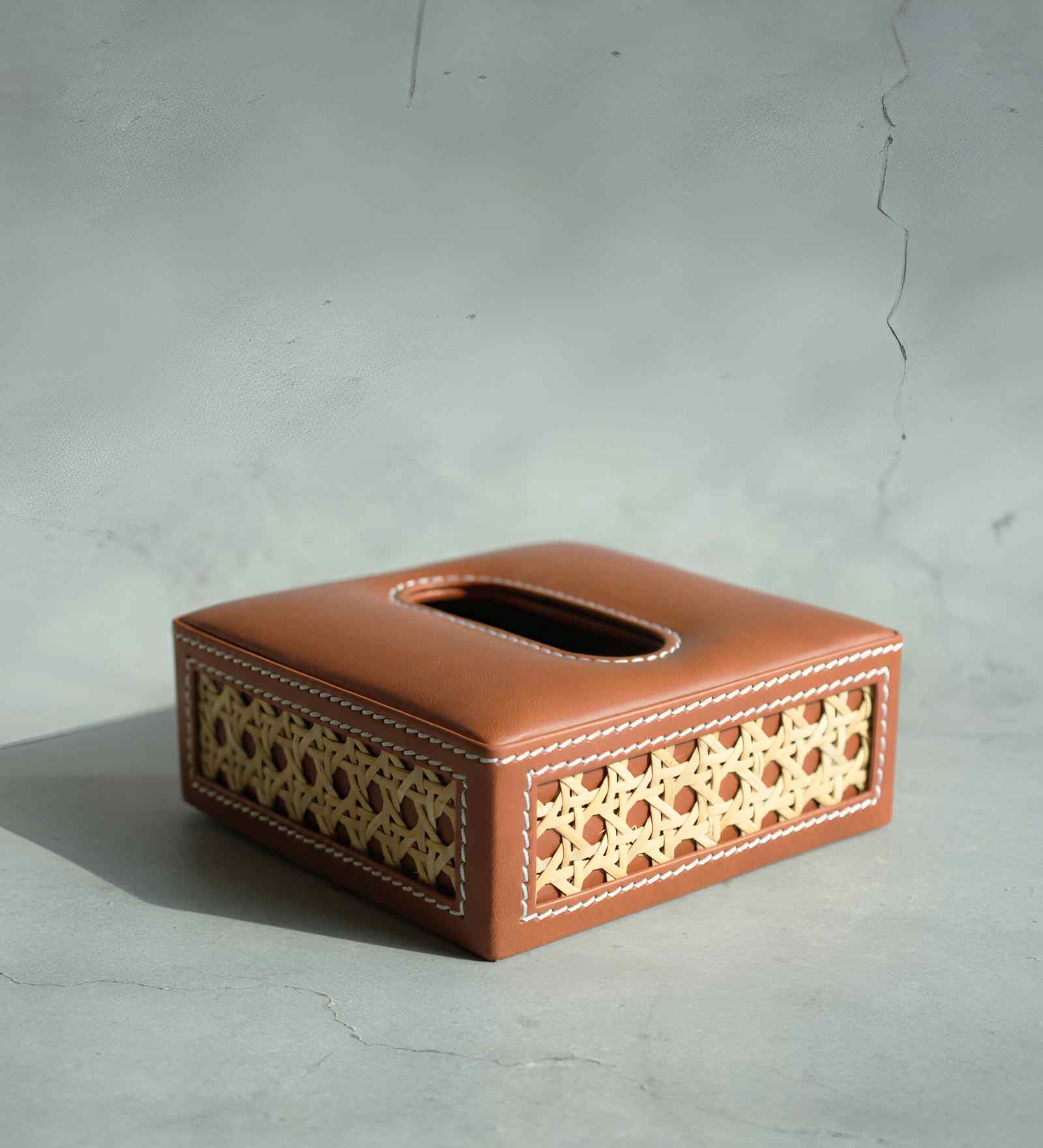 Tan Brown Square PU Leather and Natural Rattan Tissue Box Cover Decorative Tissue Holder