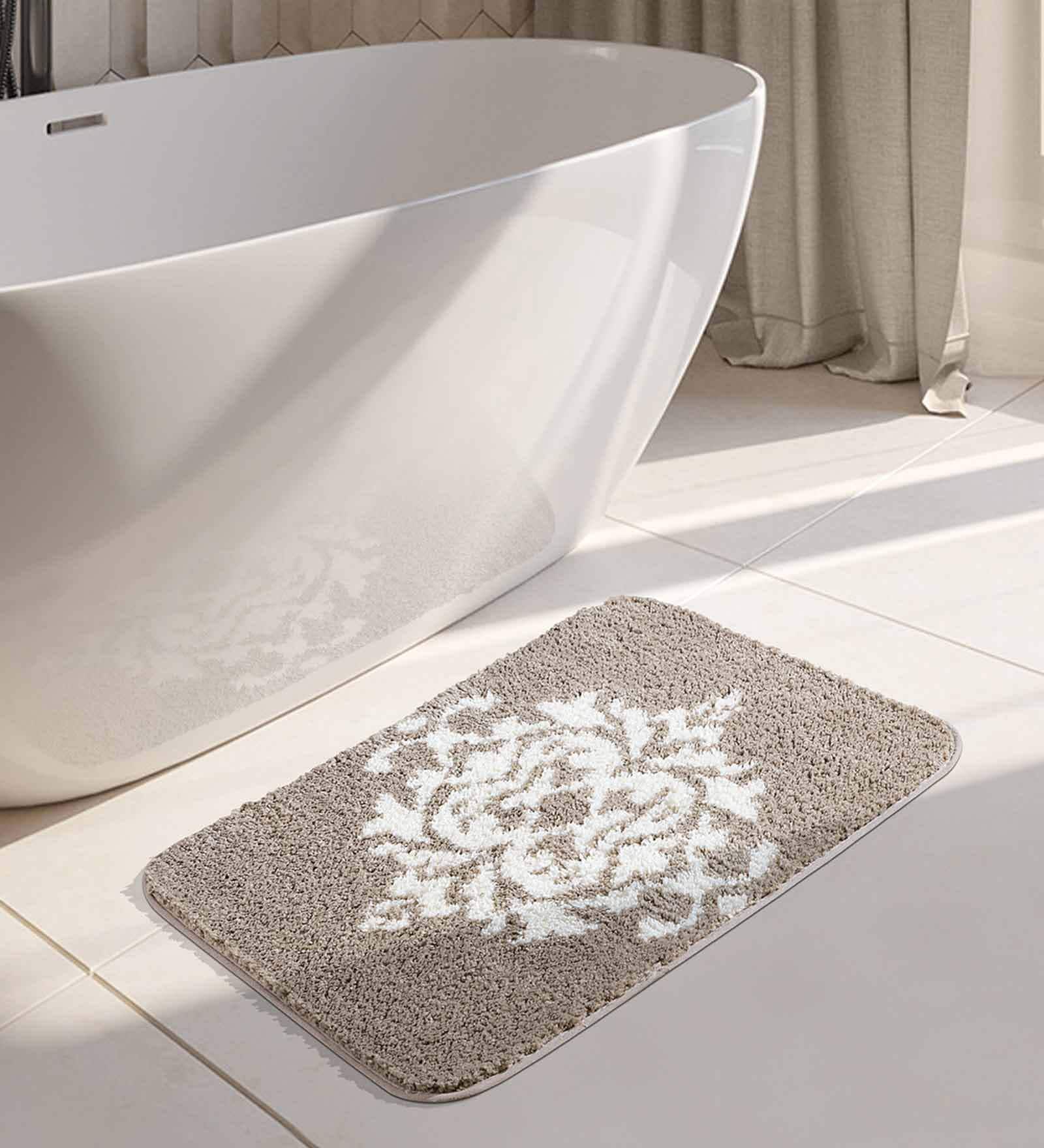 Taupe and White Traditional Polyester 24x16 Inches AntiSkid Bath Mat