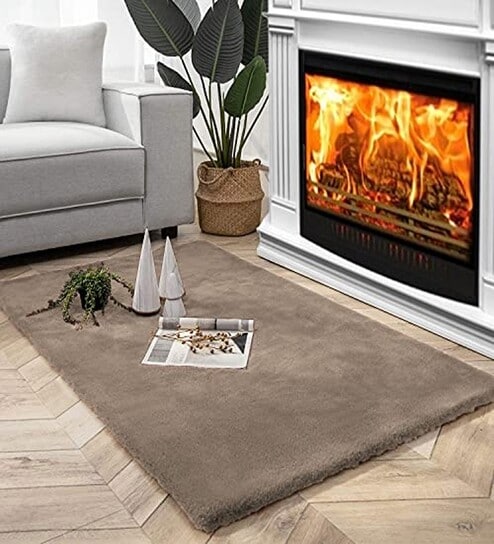 Taupe Solid Polyester 3 X 5 Feet Machine Made Carpet