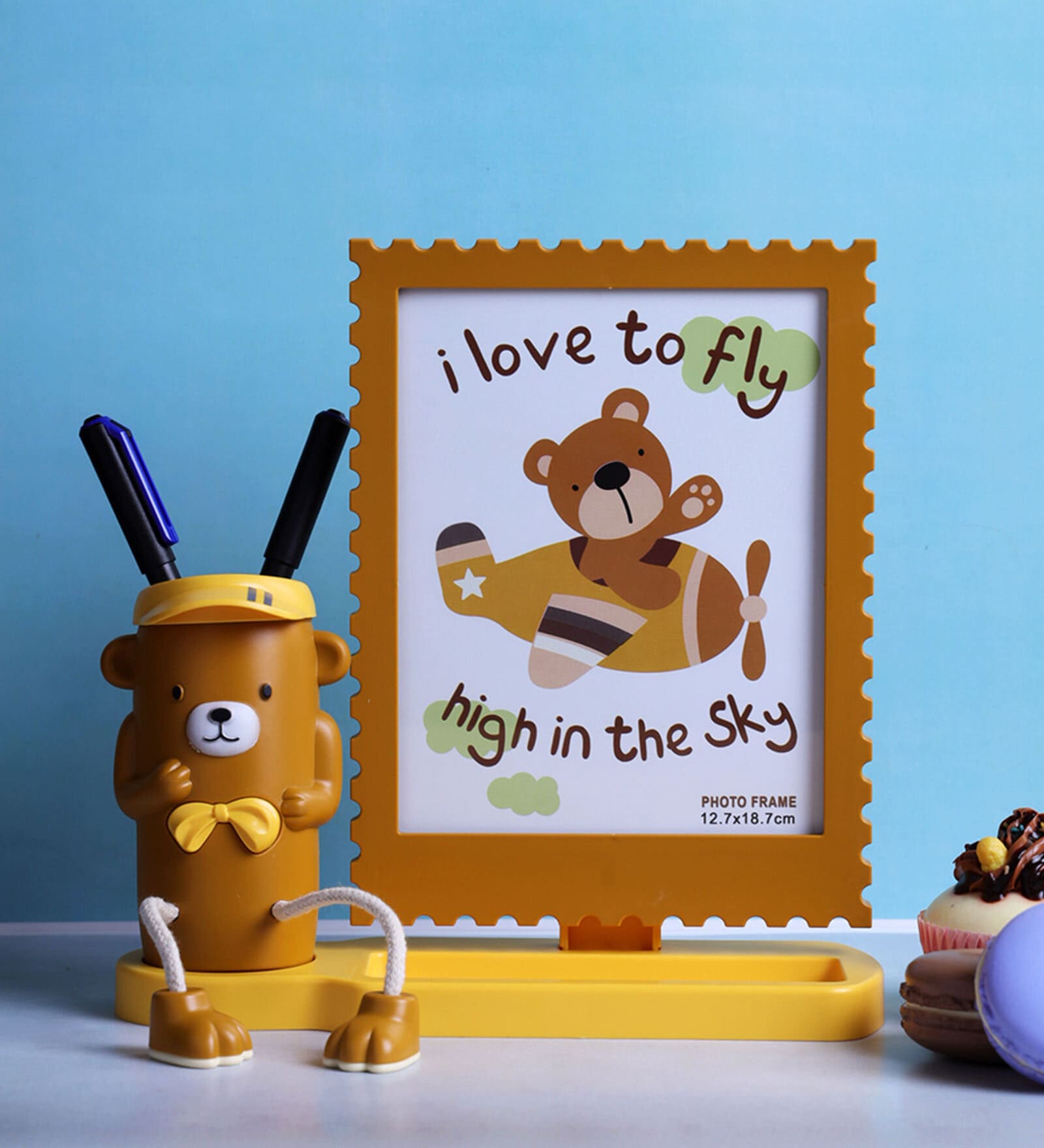 Teddy Brown Colour Plastic Kids Photo Frame