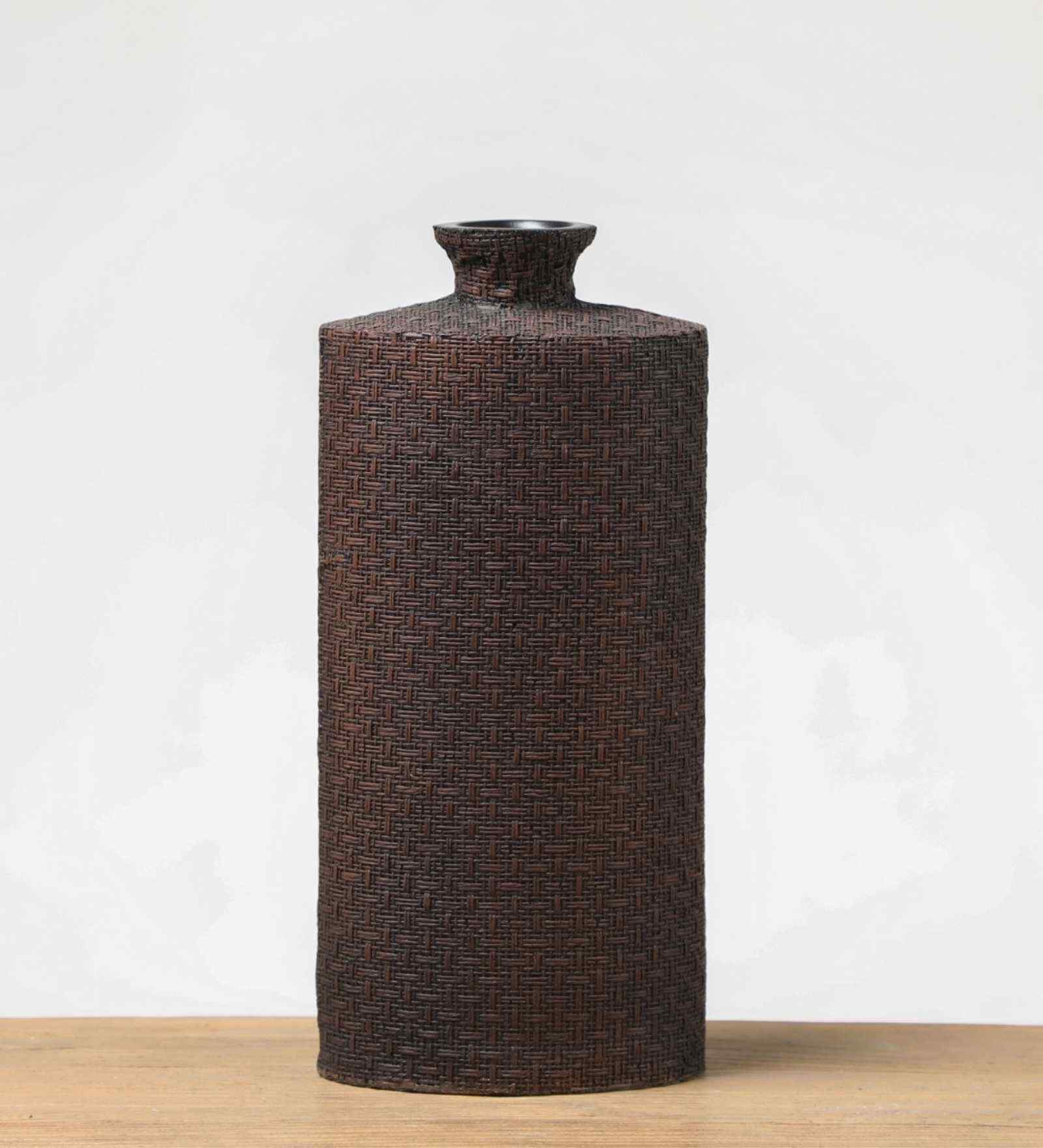 Textured Brown Weave Resin Table Vase Textured Brown Weave Resin Table Vase