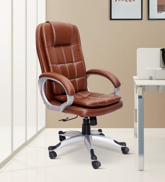 herp executive chair in brown colour