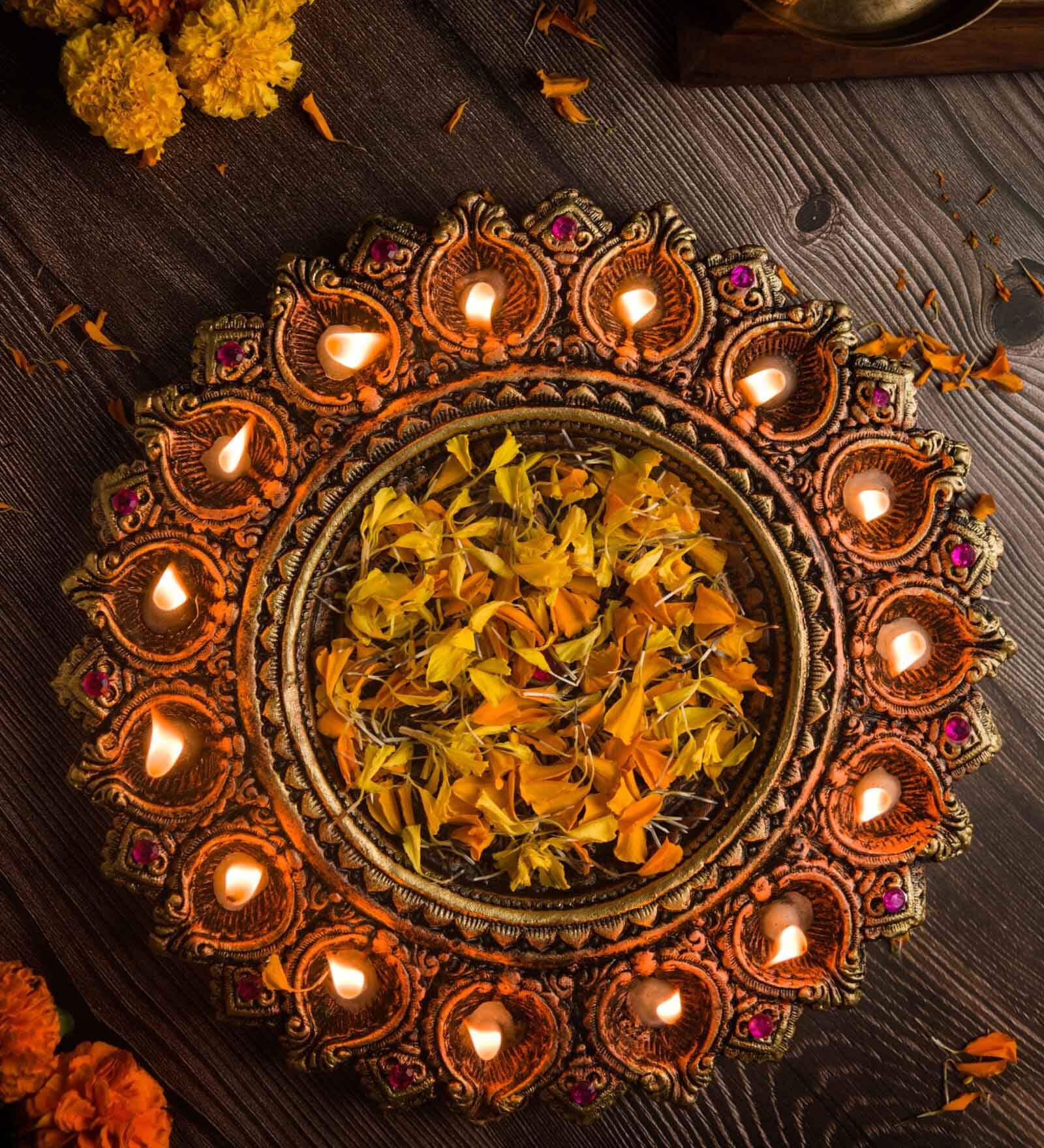 Ethnic Terracotta 14 Diya Plate (Gold)