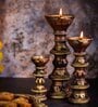 Traditional Terracotta Gold Diya (Candle) Stand (Pack Of 3)