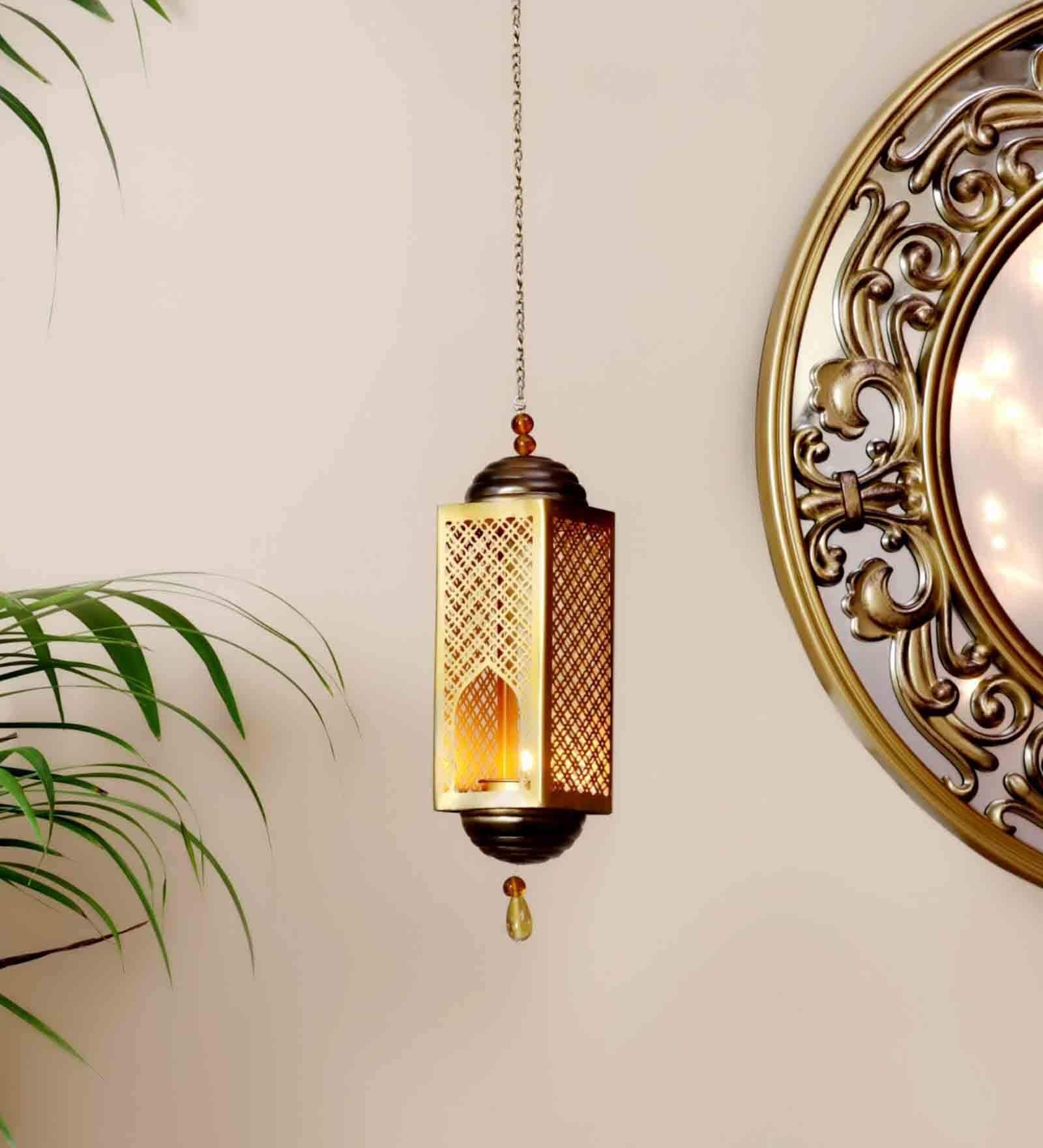 Tista Gold Metal Hanging Tea Light Holders