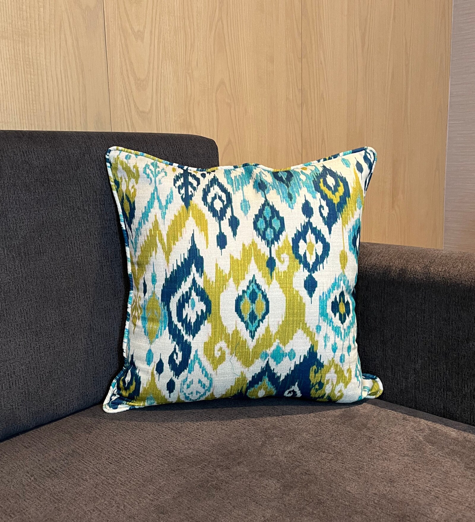 Tnalak And Green Printed Patola Silk Blend Ikat 16 X 16 Inches Cushion Cover Tnalak And Green Printed Patola Silk Blend Ikat 16 X 16 Inches Cushion Cover