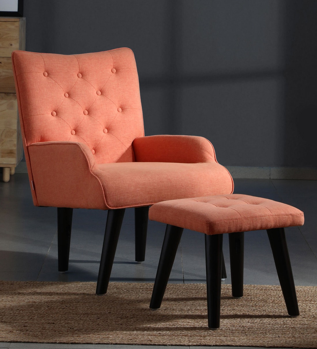 Orange lounge online chair