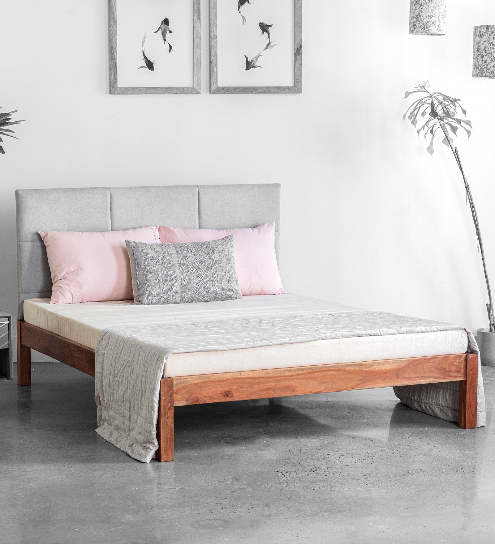 Toshi Queen Size Bed In Natural Finish