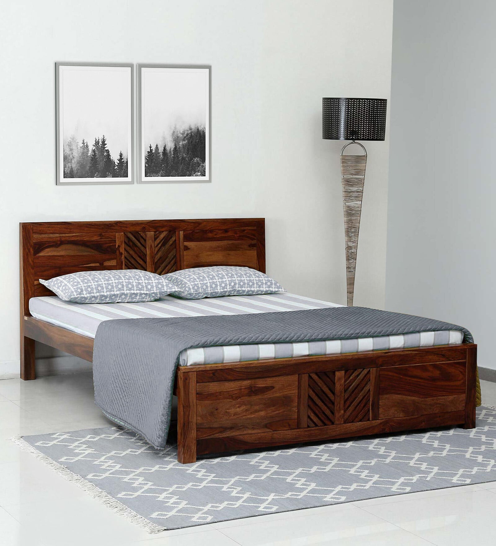 Tourconing Sheesham Wood Queen Size Bed In Rustic Teak Finish