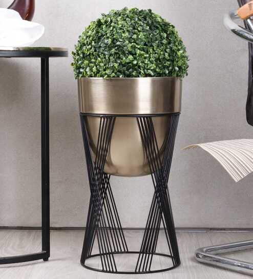 Topha Gold & Black Metal Planter (Gblack)
