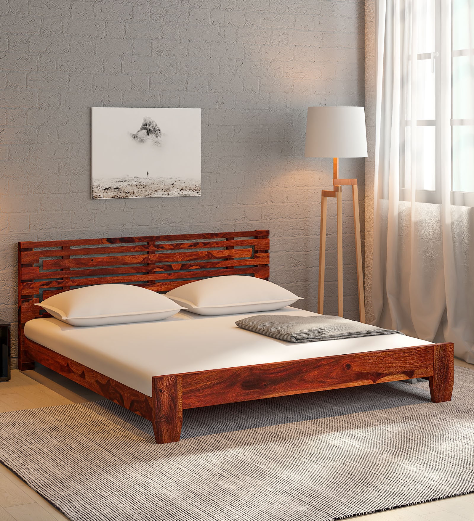 Vilseck Sheesham Wood Queen Size Bed In Scratch Resistant Honey Oak Finish