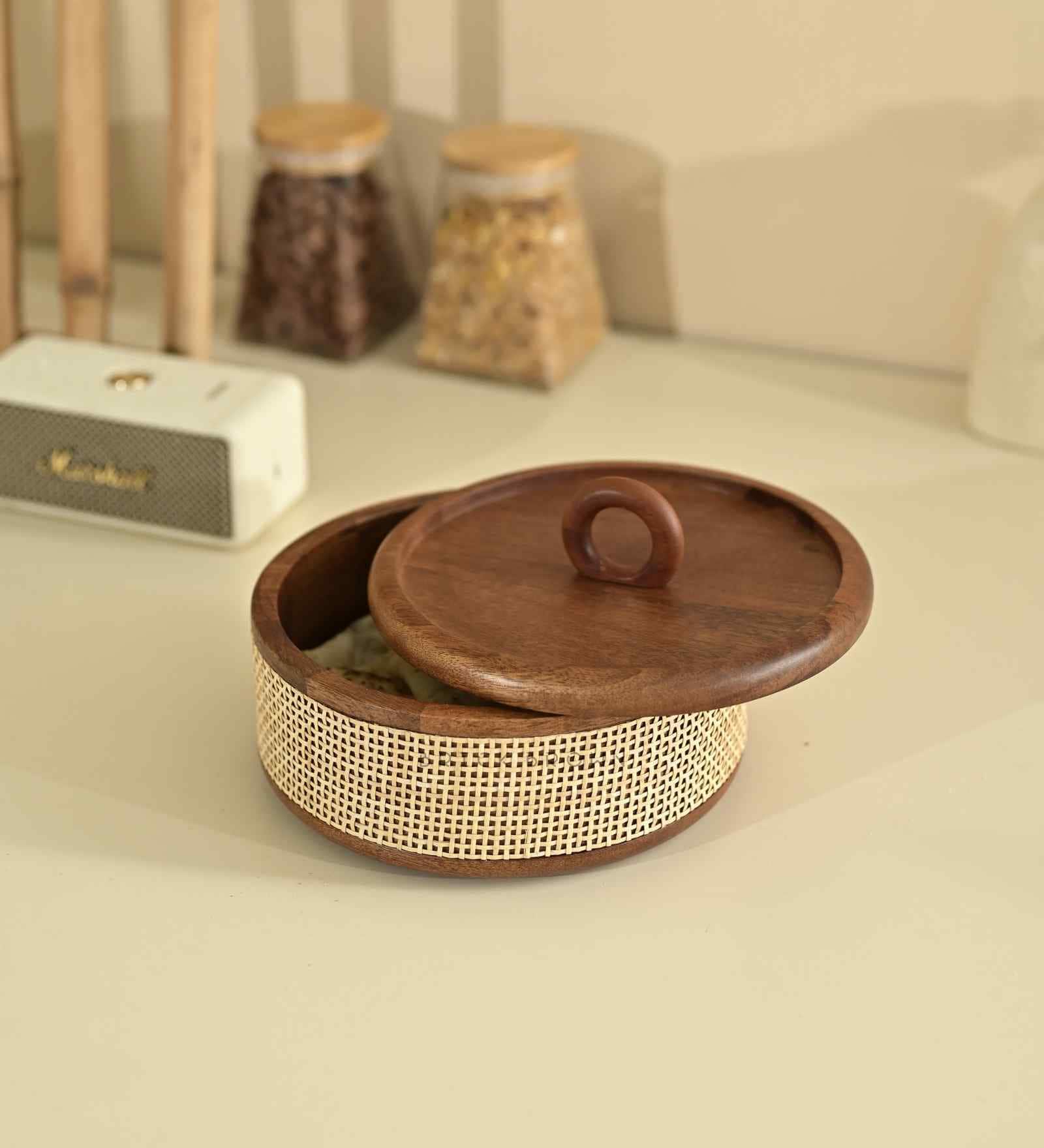 Tresso Brown Wooden Casserole