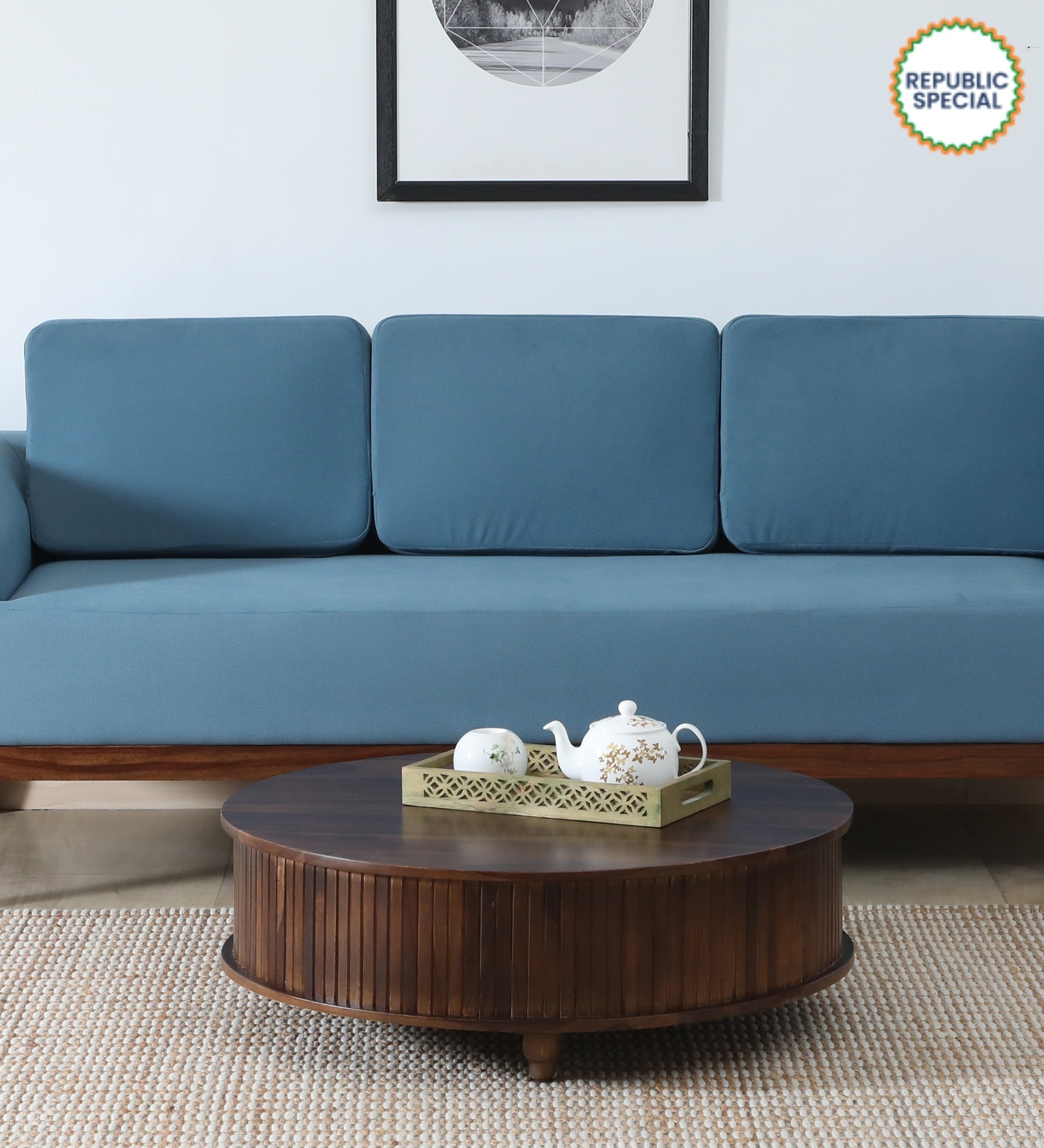 Troms Sheesham Wood Round Coffe Table In Scratch Resistant Provincial Teak Finish