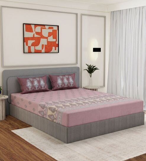Pink Paisley 144 TC Cotton King Sized Bedsheet With 2 Pillow Covers