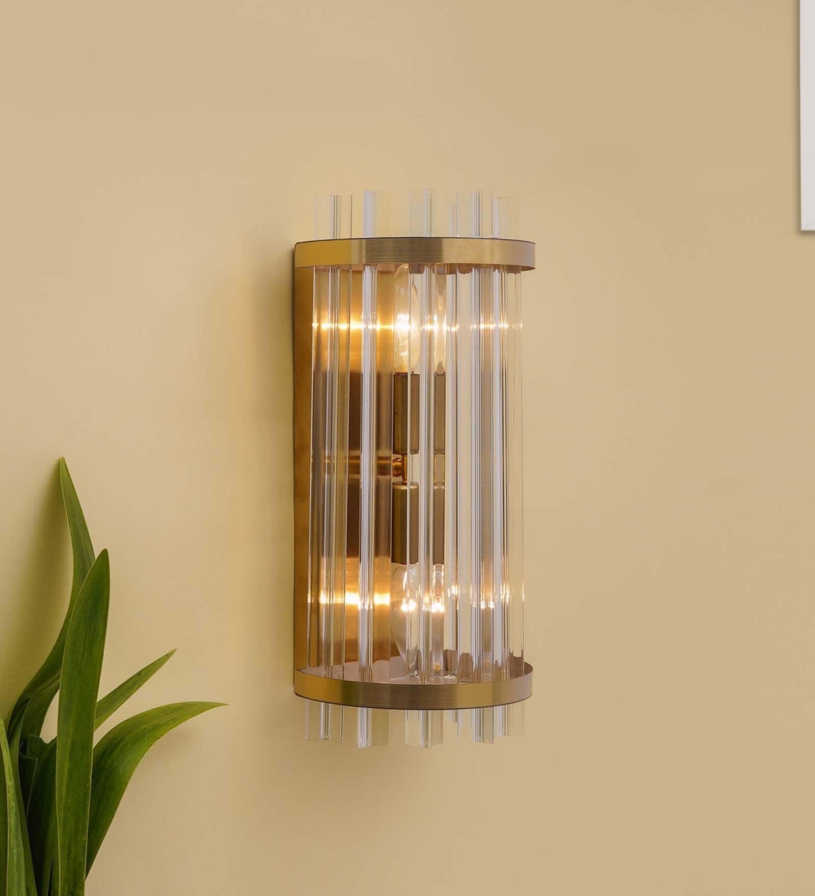Tubular Metal Novelty Wall Light (Gold)