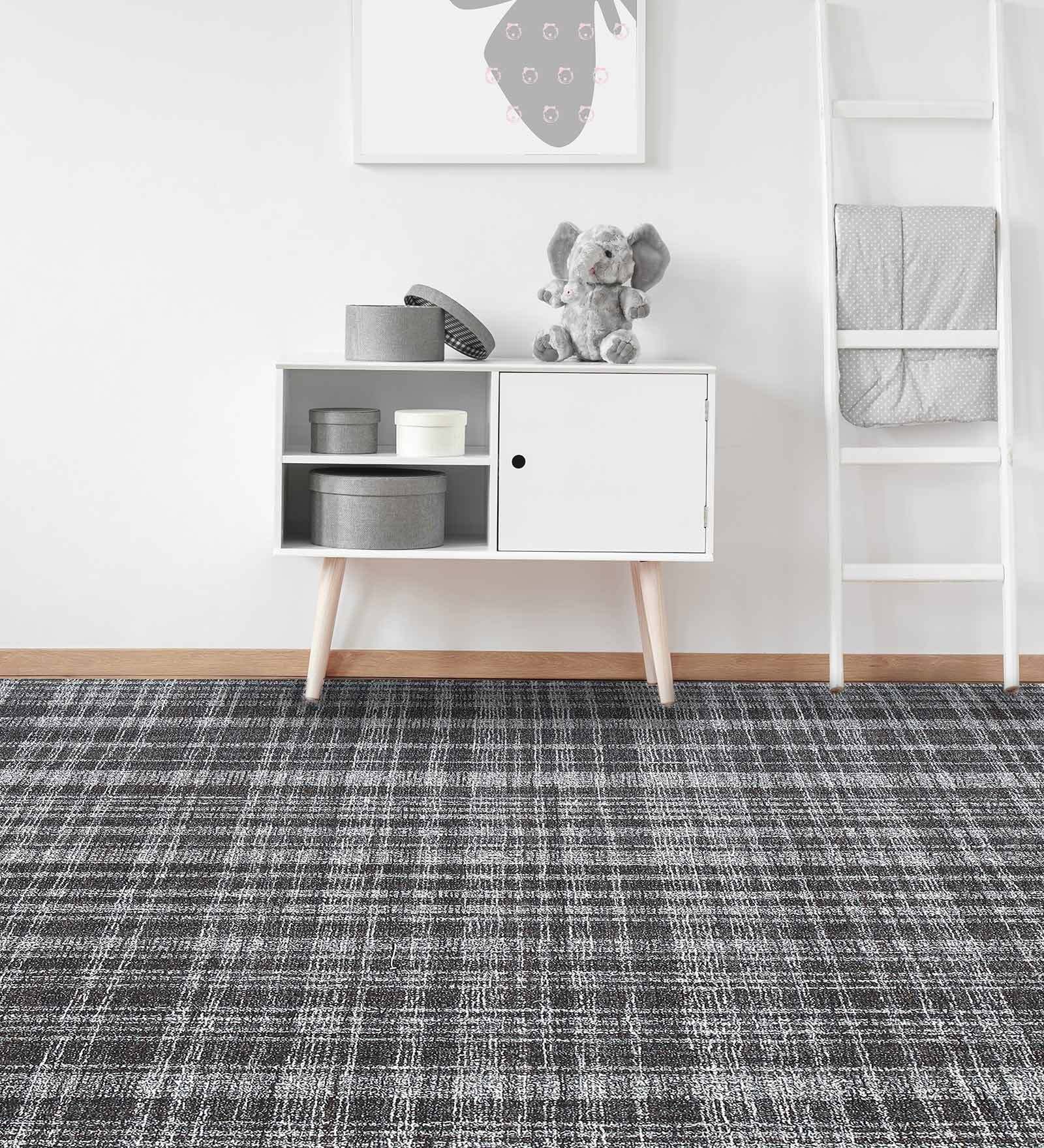 Grey Geometric 100% Wool 8 ft x 10 ft Hand Tufted Carpet