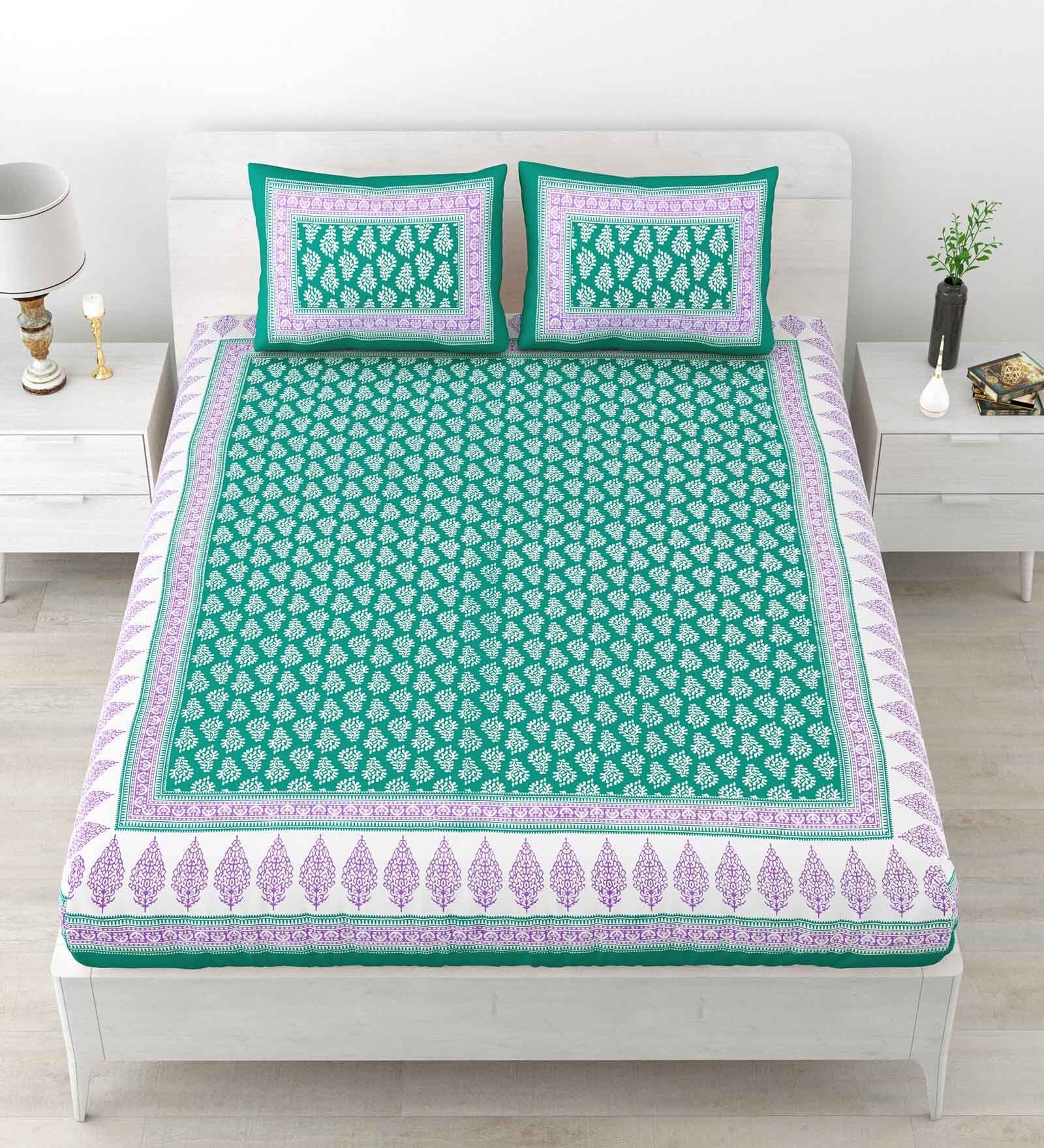 Turquoise Abstract 120 TC Cotton Queen Sized Bedsheet with 2 Pillow Cover